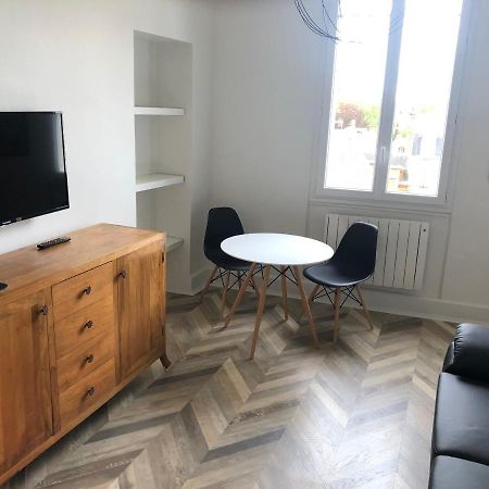 Superbe Appartement Independant En Centre Ville Vichy Kültér fotó