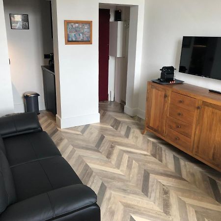 Superbe Appartement Independant En Centre Ville Vichy Kültér fotó