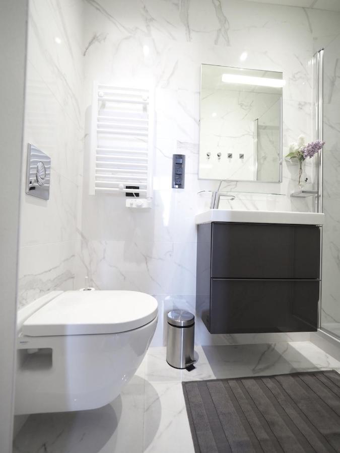Superbe Appartement Independant En Centre Ville Vichy Kültér fotó